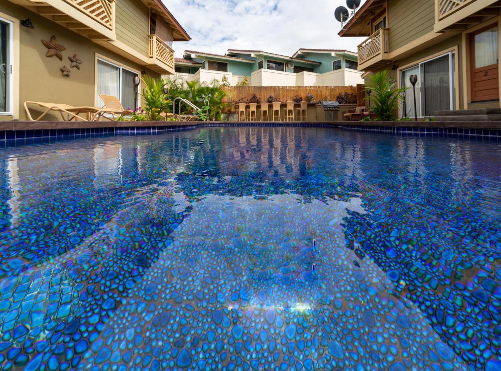 Bamboo Suite, 1 Bedroom, Sleeps 4, Pool & Bbq, Pre-Renovation Summer Sale คิเฮอิ ภายนอก รูปภาพ